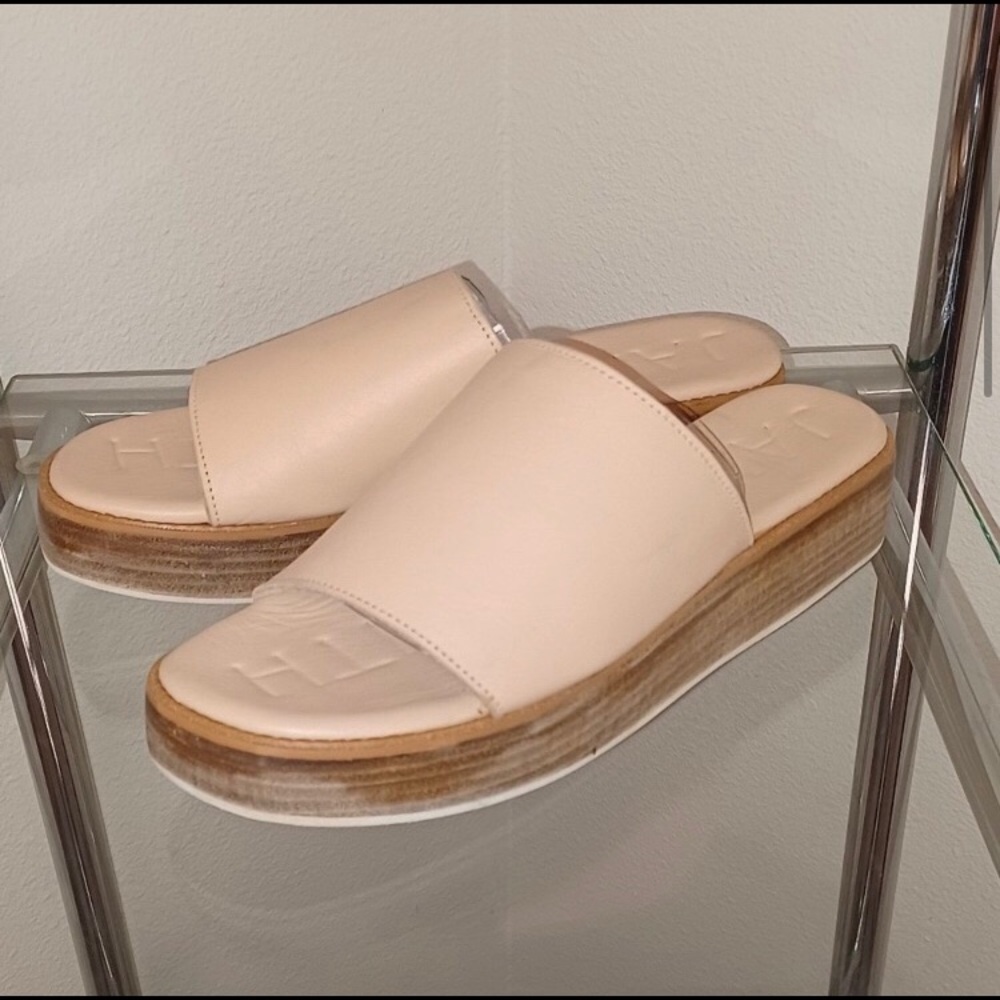 James Smith beige sandals size 7